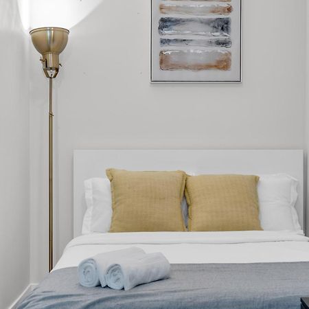 Spadina Modern Suites 토론토 외부 사진