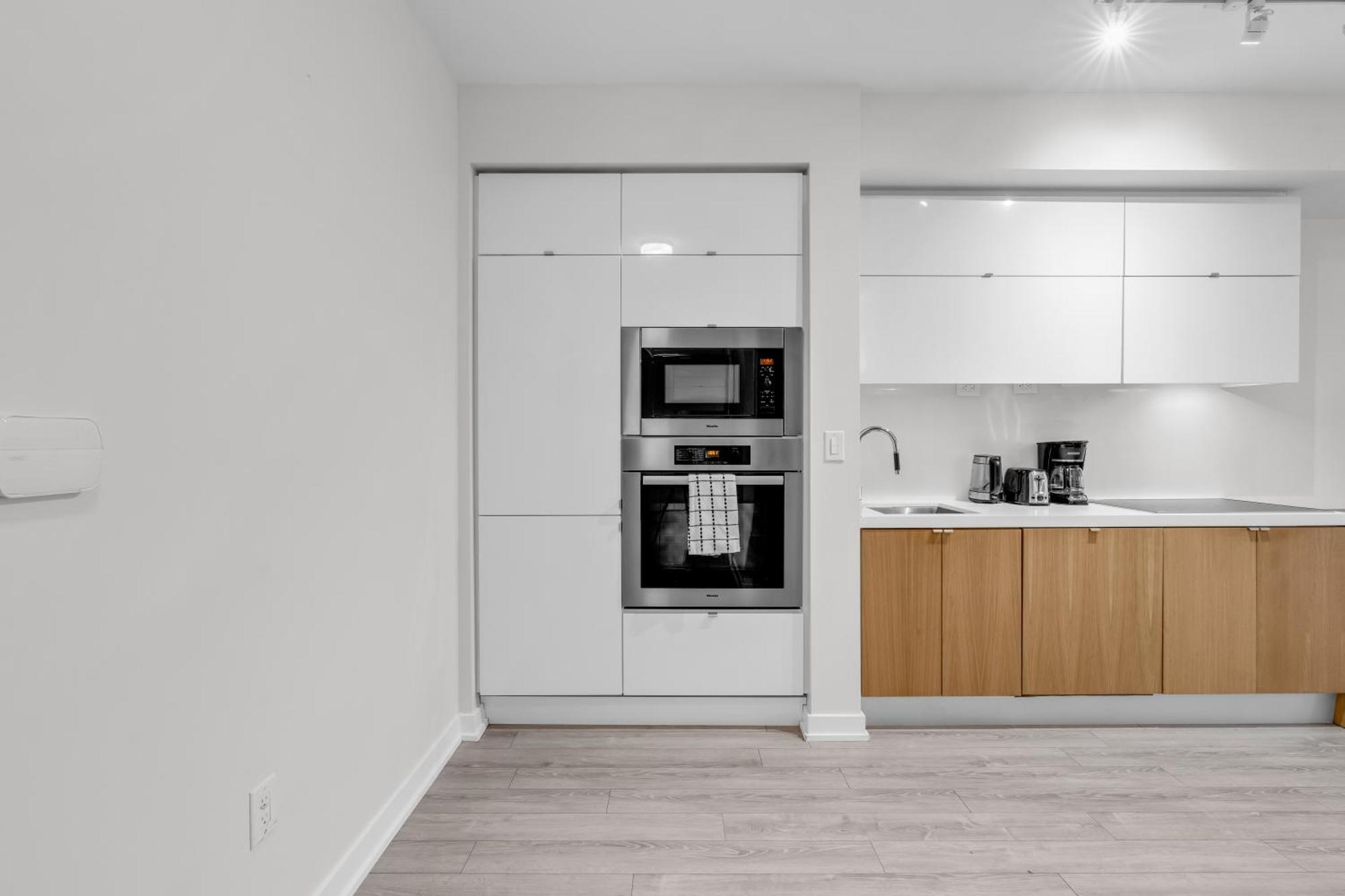 Spadina Modern Suites 토론토 외부 사진